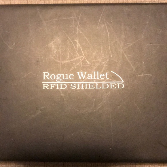 Wallet - Picture 4 of 4